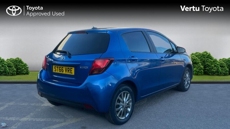 Toyota Yaris 1.33 VVT-i Icon 5dr Petrol Hatchback